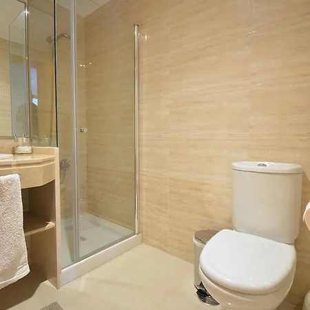 Galihost - Piso Con Terraza A Un Paso De Playa De A Lanzada